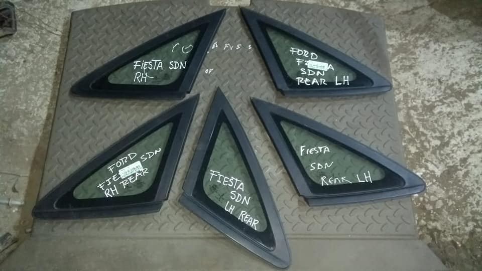 LUNETA POSTERIOR FORD FIESTA SEDAN 2012 AL 2018