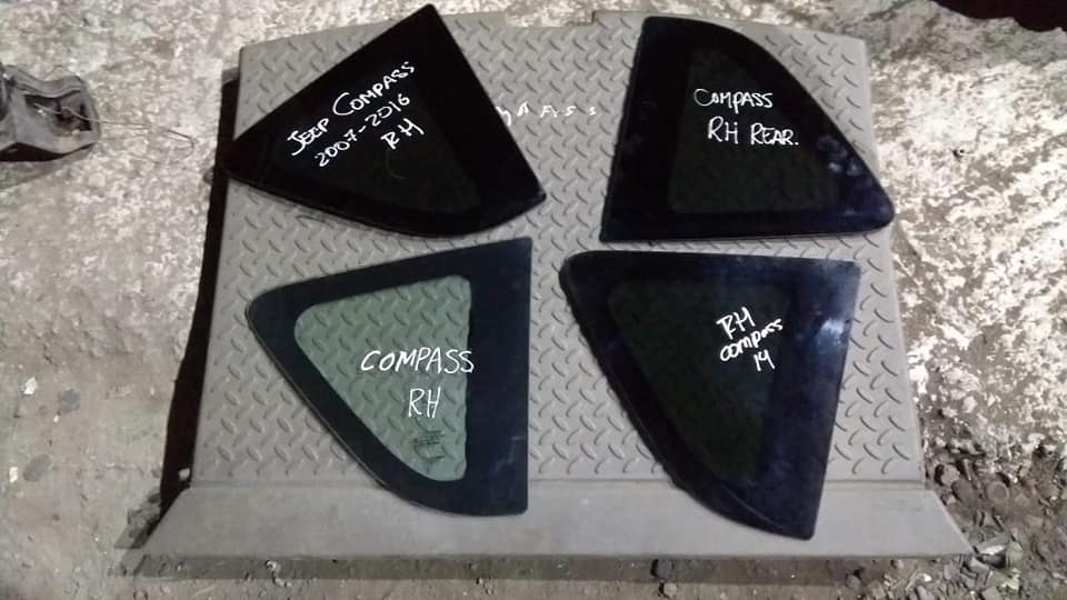 LUNETA POSTERIOR JEEP COMPASS 2007 AL 2017