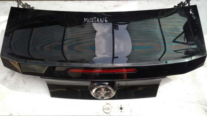 MALETERA FORD MUSTANG 2010 AL 2014