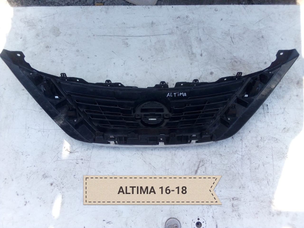 MASCARA NISSAN ALTIMA 2016 AL 2018