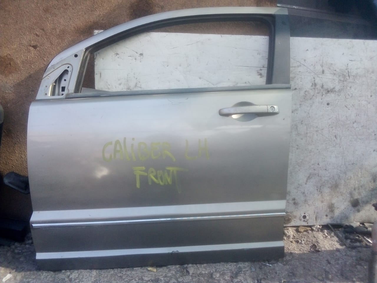 PUERTA DELANTERA IZQUIERDA DODGE CALIBER 2007 AL 2012