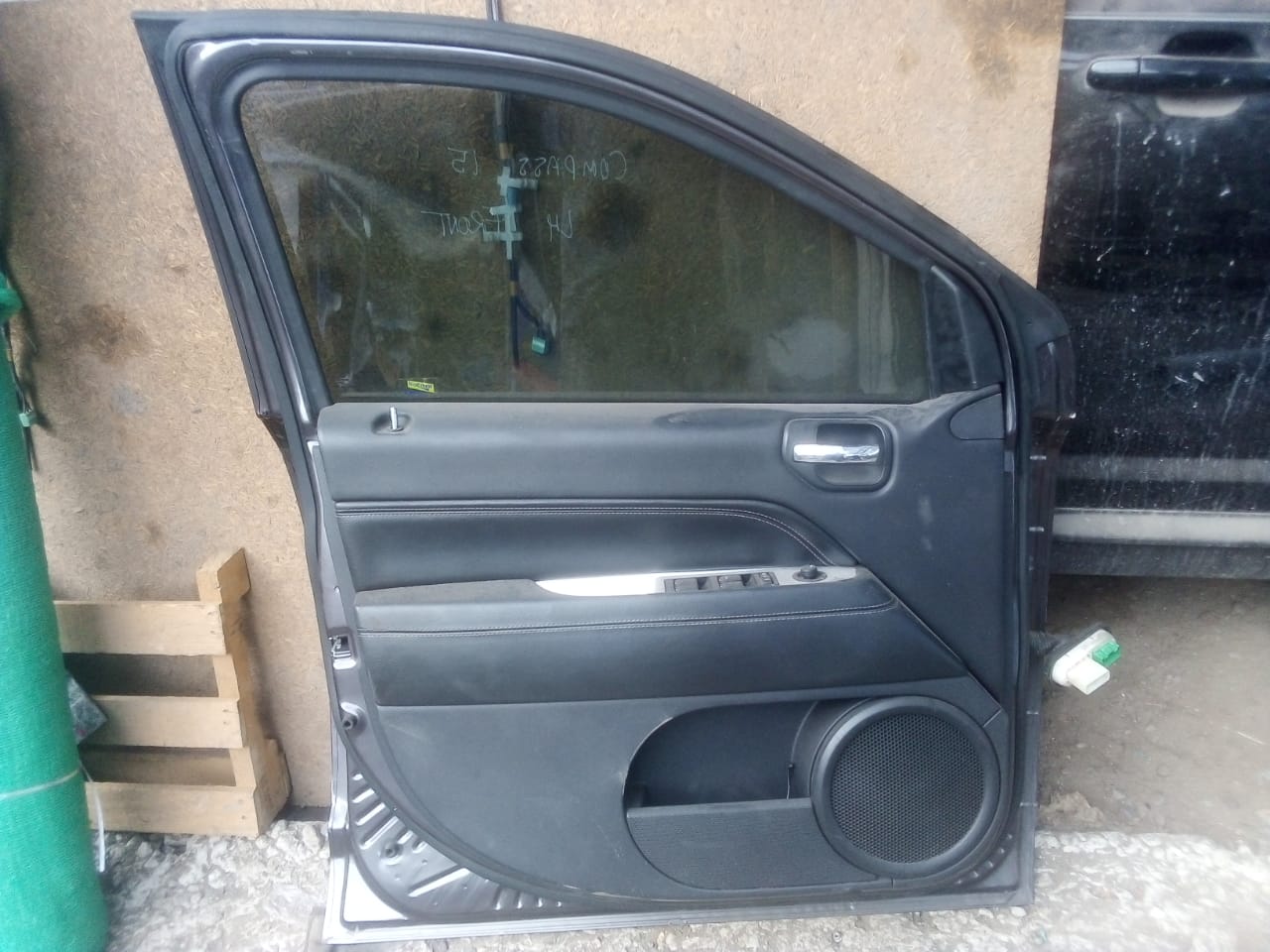 PUERTA DELANTERA IZQUIEDA JEEP COMPASS 2011 AL 2017