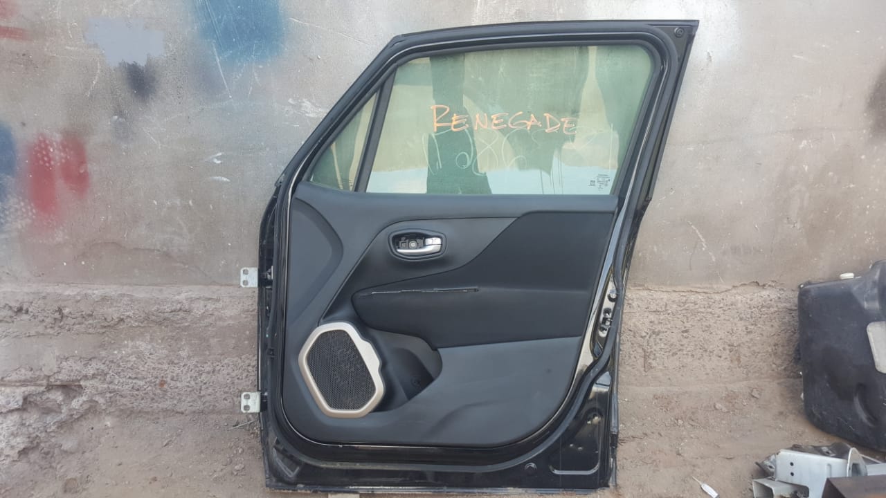 PUERTA DELANTERA DERECHA JEEP RENEGADE 2014 AL 2019