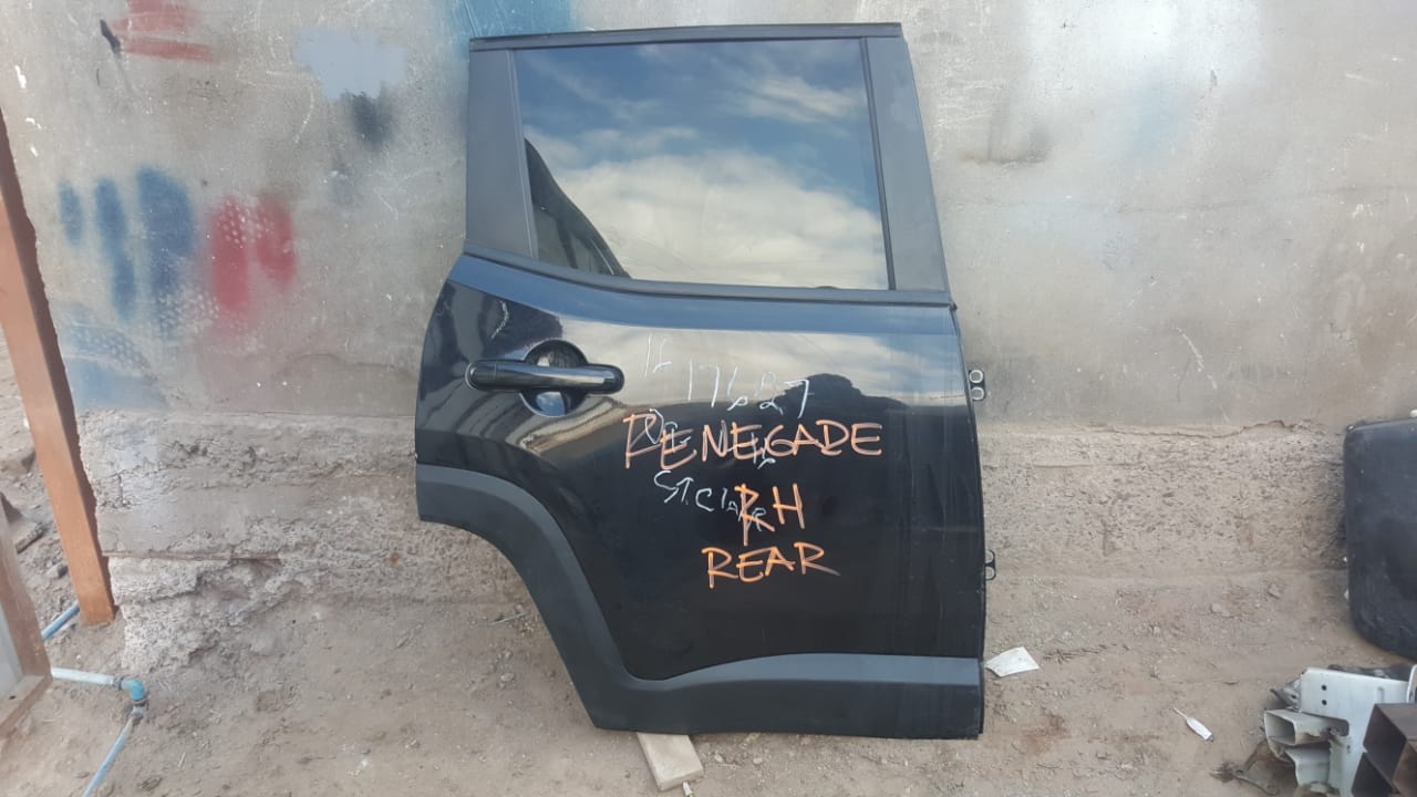 PUERTA POSTERIOR DERECHA JEEP RENEGADE 2014 AL 2019