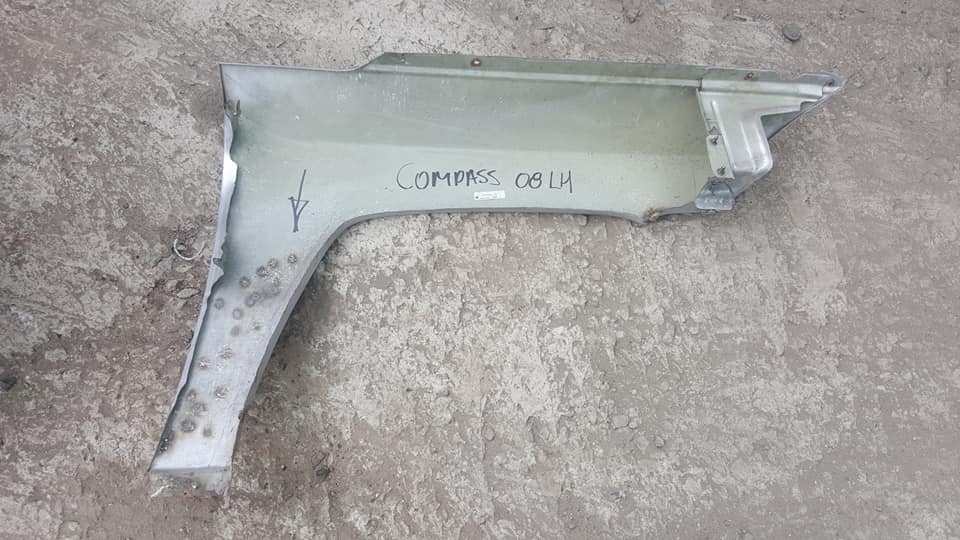 TAPABARRO IZQUIERDO JEEP COMPASS 2007 AL 2010