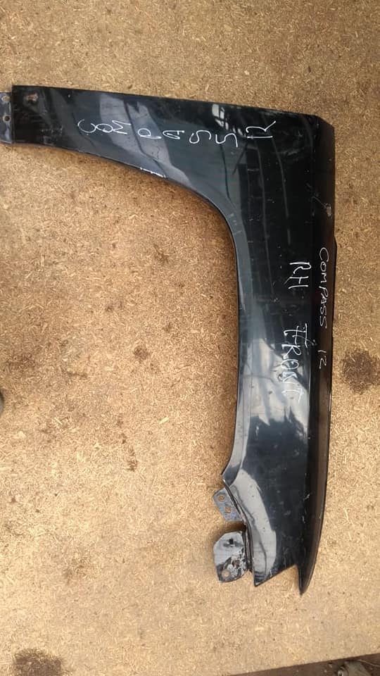 TAPABARRO JEEP COMPASS DERECHO 2011 AL 2017