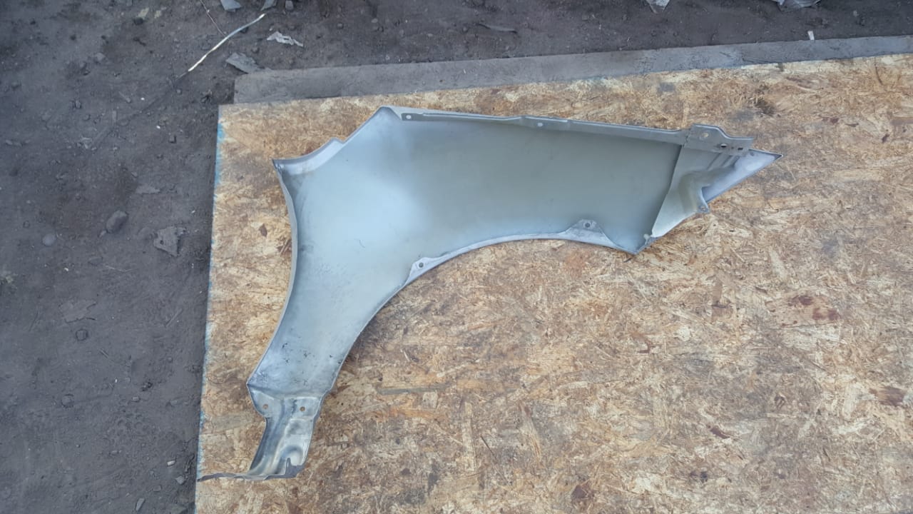 TAPABARROS MITSUBISHI ECLIPSE 2006 AL 2012