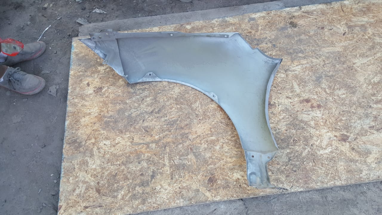 TAPABARROS MITSUBISHI ECLIPSE 2006 AL 2012