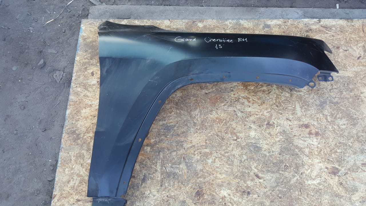 TAPABARRO DERECHO JEEP GRAND CHEROKEE 2011 AL 2016