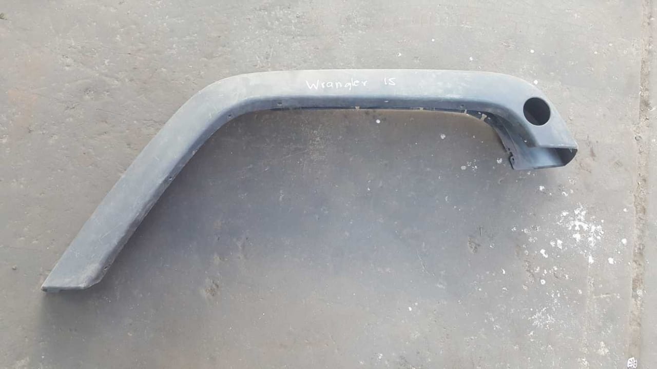 TAPABARRO  DERECHO JEEP WRANGLER 2007 AL 2016