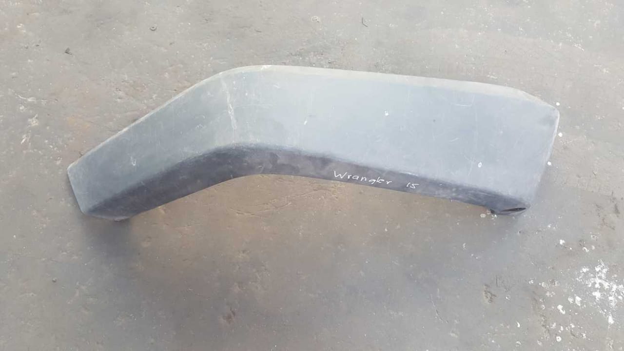 TAPABARRO  DERECHO JEEP WRANGLER 2007 AL 2016