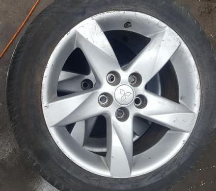 ARO MAS LLANTA MITSUBISHI ECLIPSE 2005 AL 2012