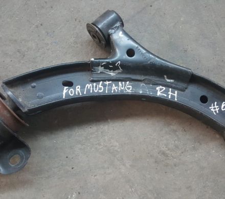 BANDEJA DELANTERA DERECHA FORD MUSTANG 2011 AL 2014