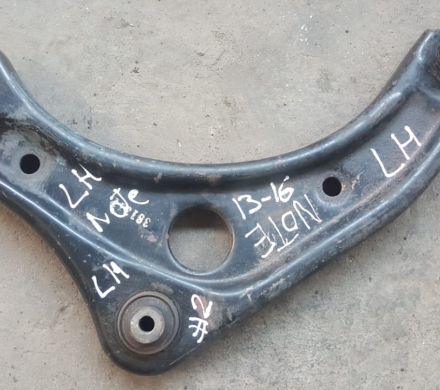 BANDEJA DELANTERA NISSAN VERSA NOTE 2013 AL 2016