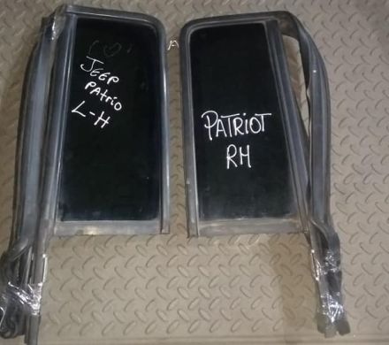 LUNETA PUERTA POSTERIOR DE JEEP PATRIOT 2007 AL 2018