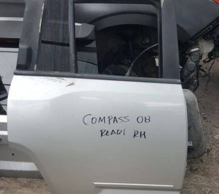 PUERTA POSTERIOR DERECHA JEEP COMPASS 2007 AL 2010
