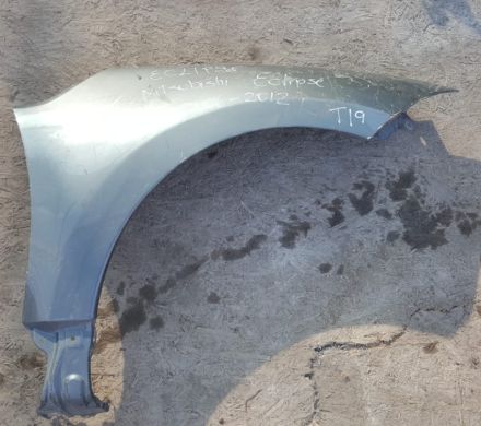 TAPABARRO DERECHO GRIS MITSUBISHI ECLIPSE 2006 AL 2012