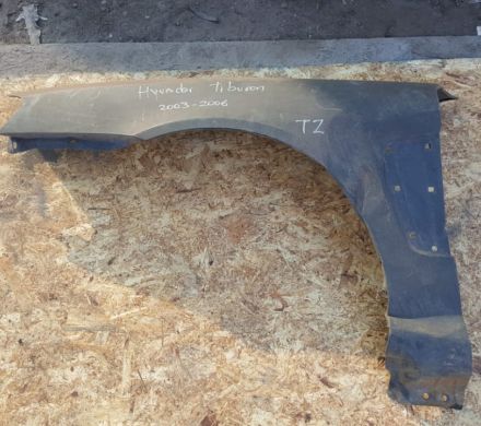 TAPABARRO IZQUIERDO HYUNDAI TIBURON 2003 AL 2006