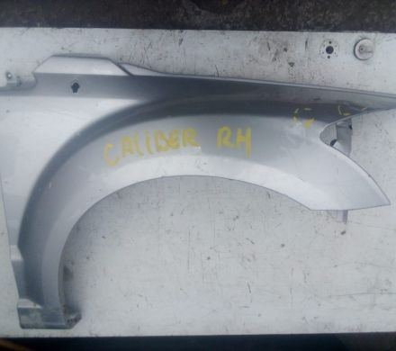 TAPABARROS DERECHO DODGE CALIBER 2008 AL 2012