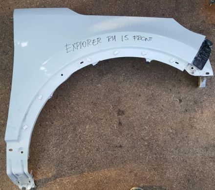 TAPABARROS DERECHO FORD EXPLORER 2011 AL 2015