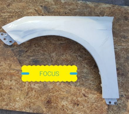 TAPABARROS IQUIERDO BLANCO FORD FOCUS 2012 AL 2018